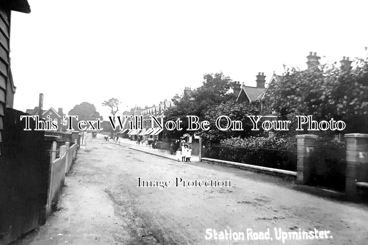 ES 4388 - Station Road, Upminster, Essex c1908