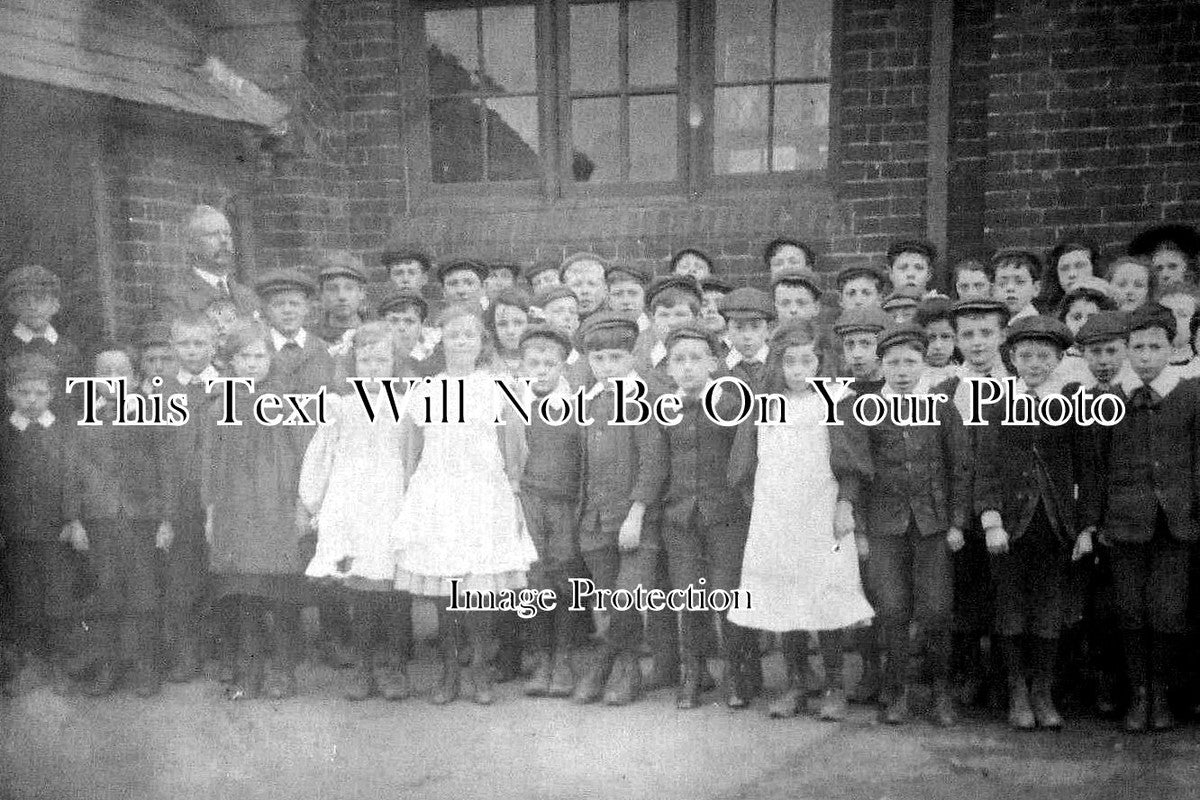 ES 4437 - School Children, Hadleigh, Essex