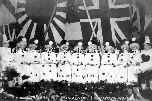 ES 4489 - Troup Of Pierretts, Frinton On Sea, Essex c1908