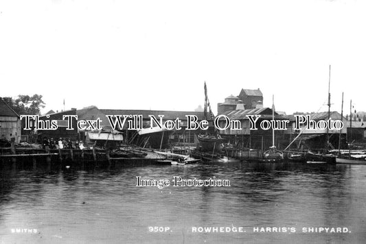 ES 4546 - Harris's Shipyard, Rowhedge, Essex c1912