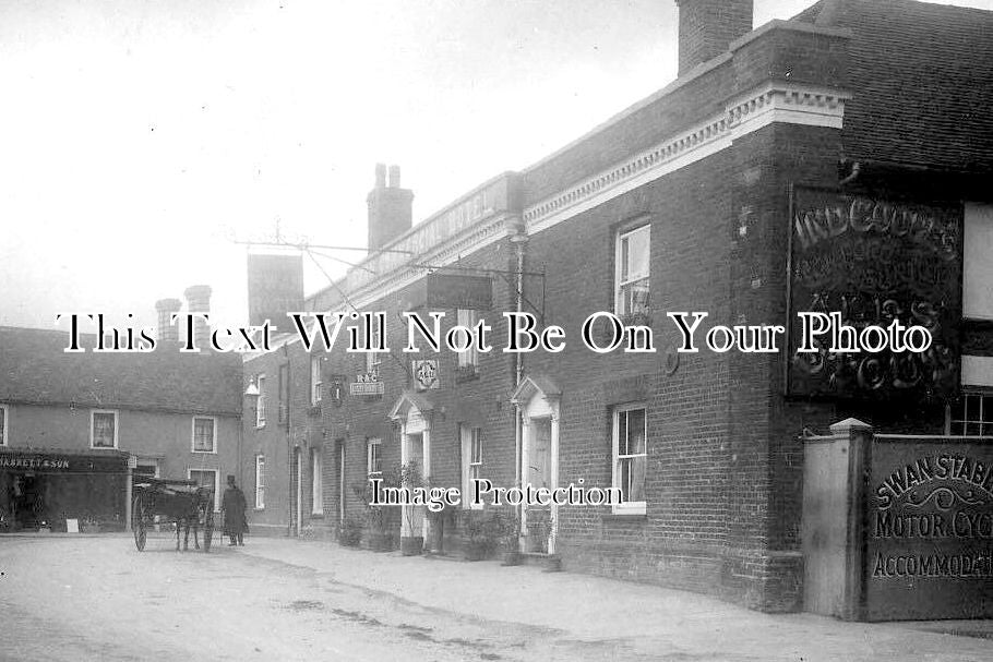 ES 4571 - The Swan Hotel, Watling Street, Thaxted, Essex