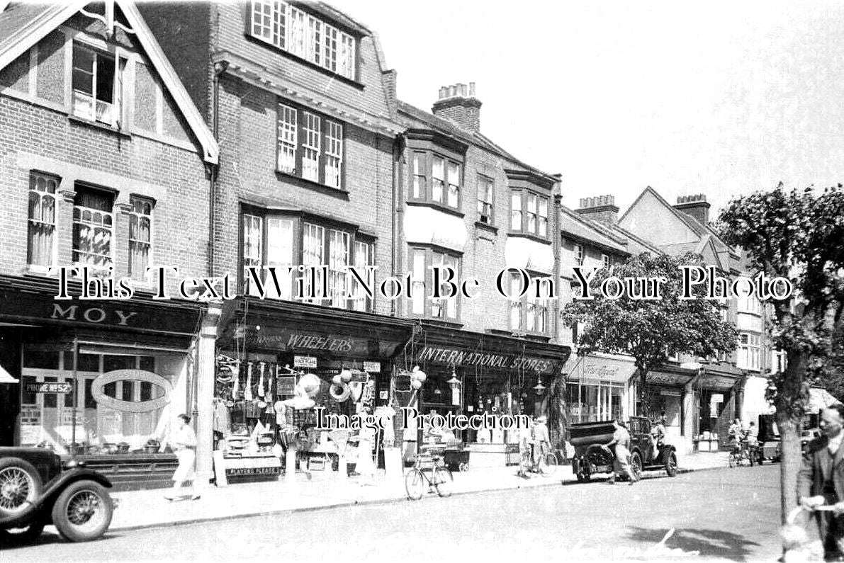 ES 4580 - Connaught Avenue, Frinton On Sea, Essex c1908