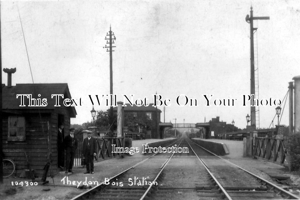 ES 471 - Theydon Bois Railway Station, Essex