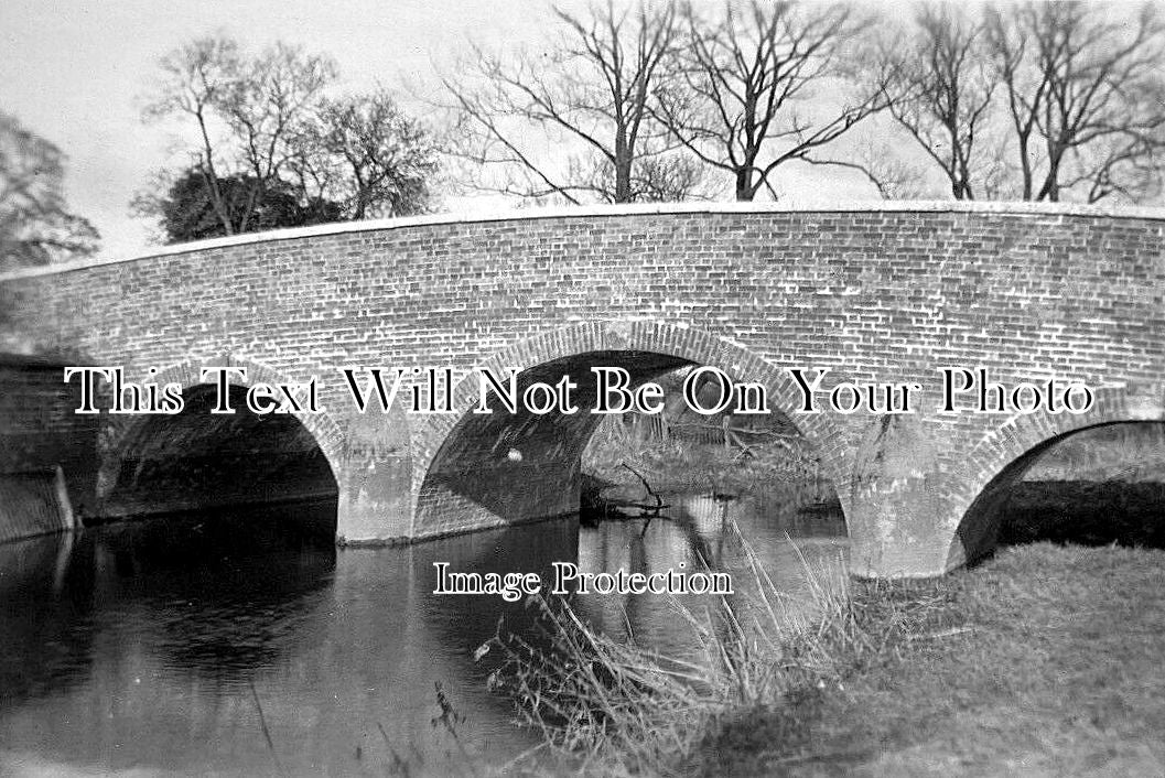 ES 4722 - River Roding Bridge, Chigwell Lane, Essex c1922 – JB Archive