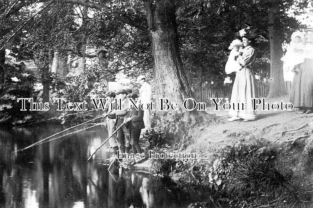 ES 4809 - Fishing At Gosfield Lake, Essex c1907