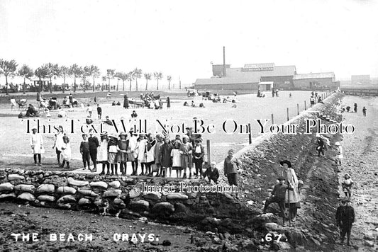 ES 4817 - The Beach, Grays, Essex