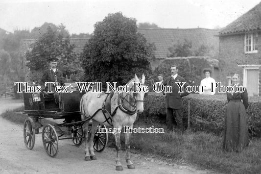 ES 495 - The Postman, Castle Hedingham, Essex