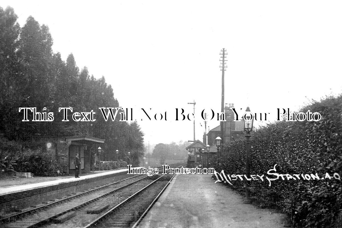 ES 5017 - Mistley Railway Station, Essex