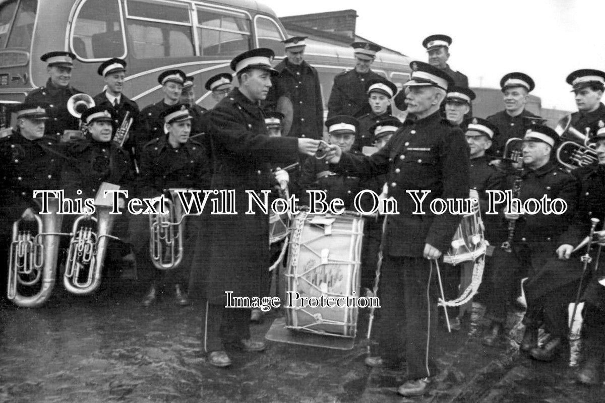 ES 5247 - Ambulance Band At Southend On Sea Stadium, Essex