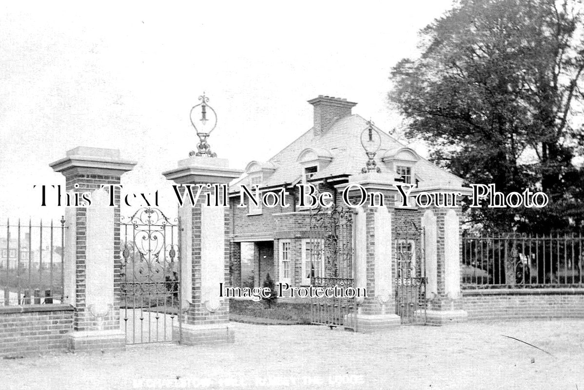 ES 5427 - The Gatehouse, Michaekstow Hall, Essex