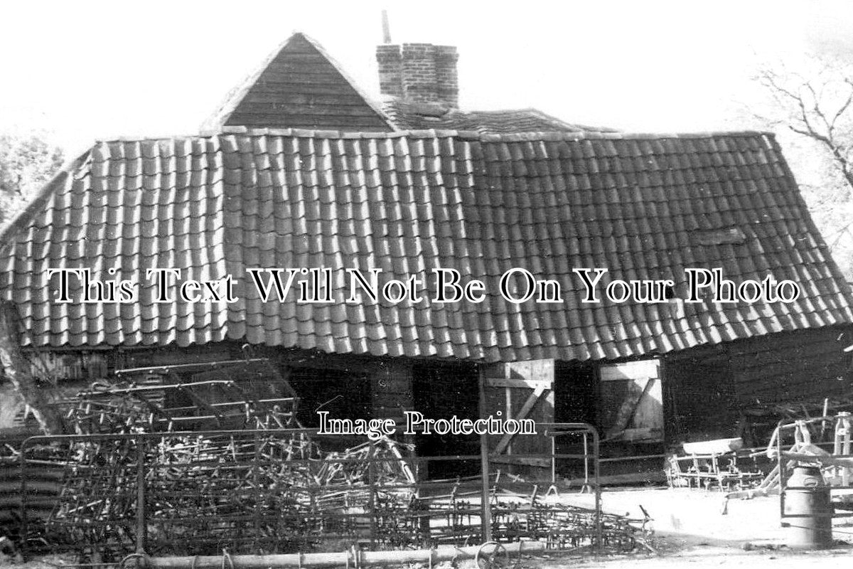 ES 5543 - The Forge, North Ockendon, Essex c1957