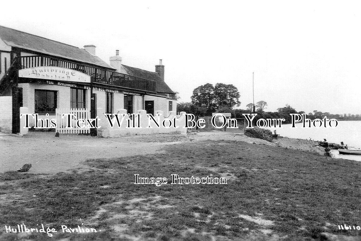 ES 5885 - Hullbridge Pavilion, Essex