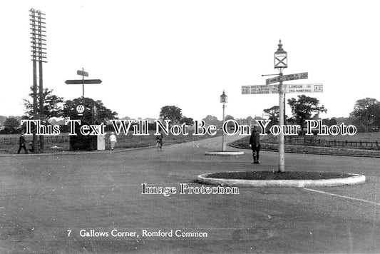 ES 5902 - Gallows Corner, Romford Common, Essex