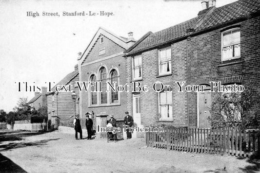 ES 591 - High Street, Stanford Le Hope, Essex