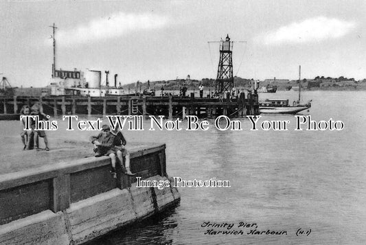 ES 60 - Trinity Pier, Harwich Harbour, Essex