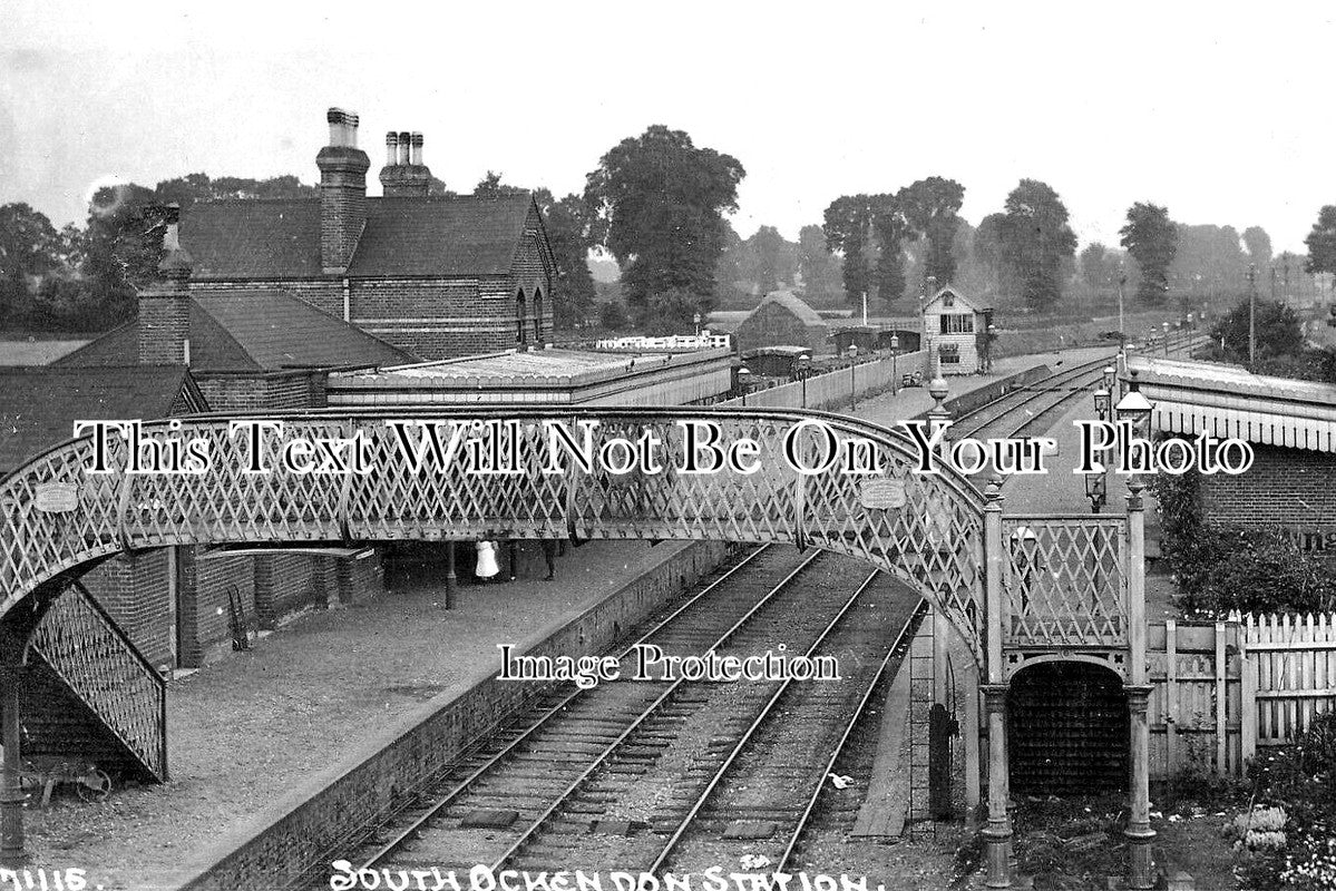 ES 6076 - South Ockendon Railway Station, Essex