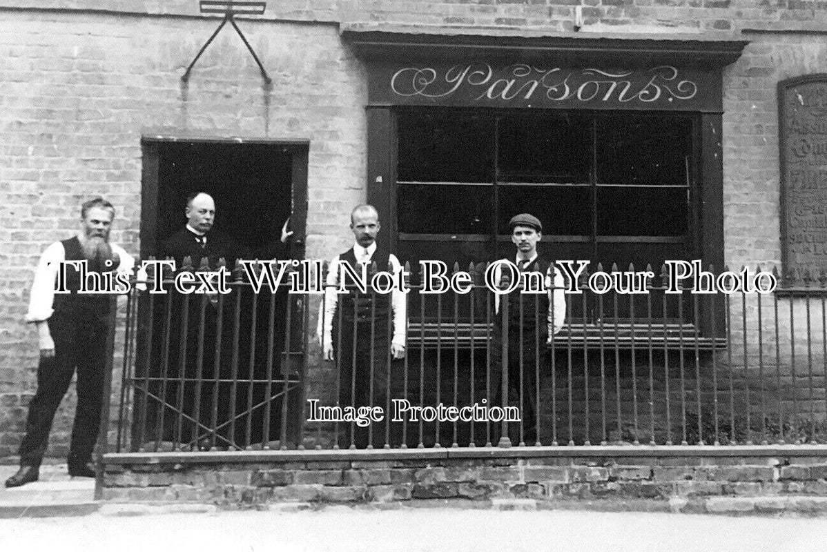 ES 6111 - H Parsons Tailors Shop, Rainham, Essex c1911