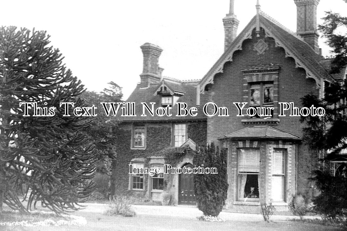 ES 6226 - Bay Lodge, Danbury, Essex c1909 – JB Archive