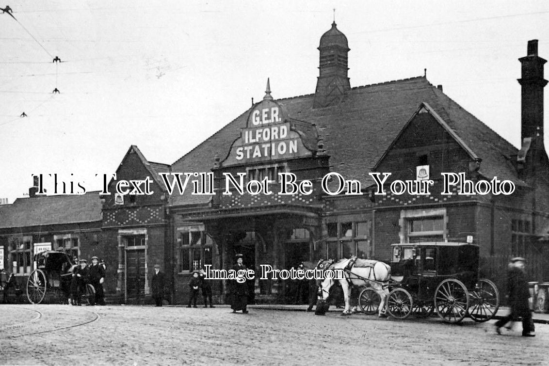 ES 623 - Ilford Railway Station, Essex c1912