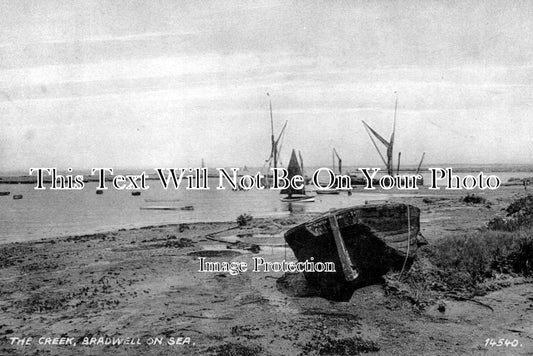 ES 674 - The Creek, Bradwell On Sea, Essex c1923