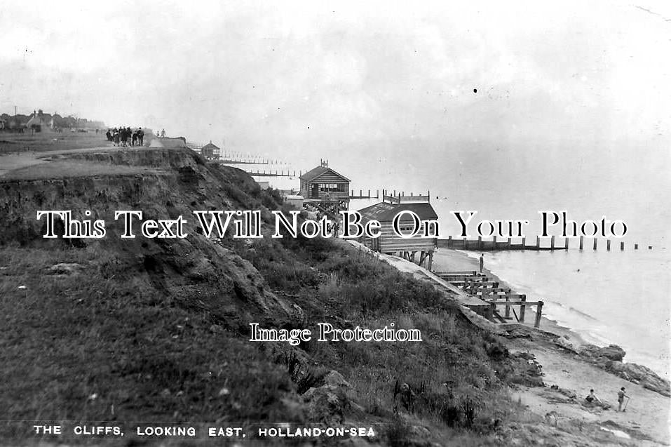 ES 679 - The Cliffs Looking East, Holland On Sea, Essex