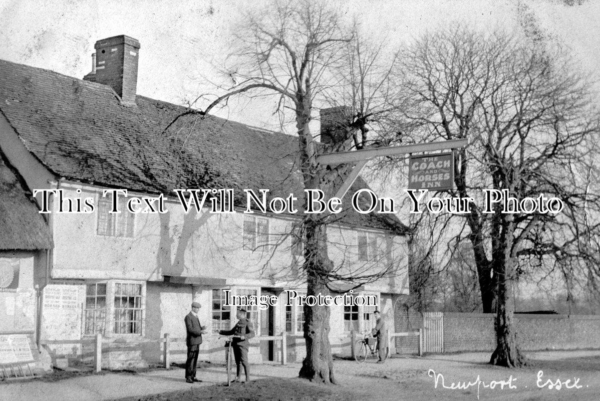 ES 68 - The Coach & Horses Inn, Newport, Essex c1906