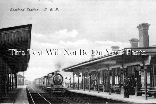 ES 734 - Romford Great Eastern Railway Station, Essex