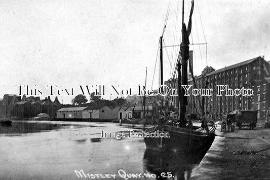 ES 77 - Sailing Barge At Mistley Quay, Essex