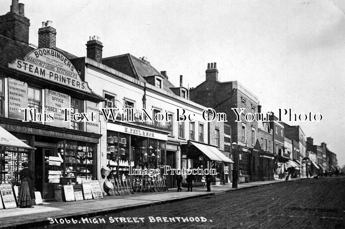 ES 822 - High Street, Brentwood, Essex c1915