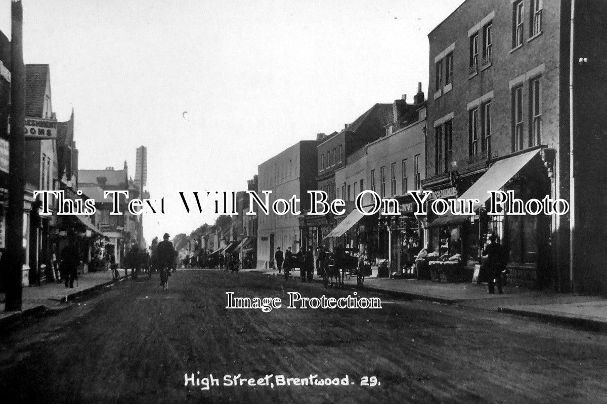 ES 834 - High Street, Brentwood, Essex c1910