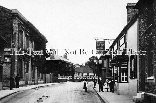 ES 922 - Head Street, Halstead, Essex