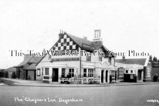 ES 944 - The Chequers Inn, Dagenham, Essex c1932