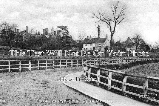 ES 945 - Entrance To G.E.R. Billericay Railway Station, Essex