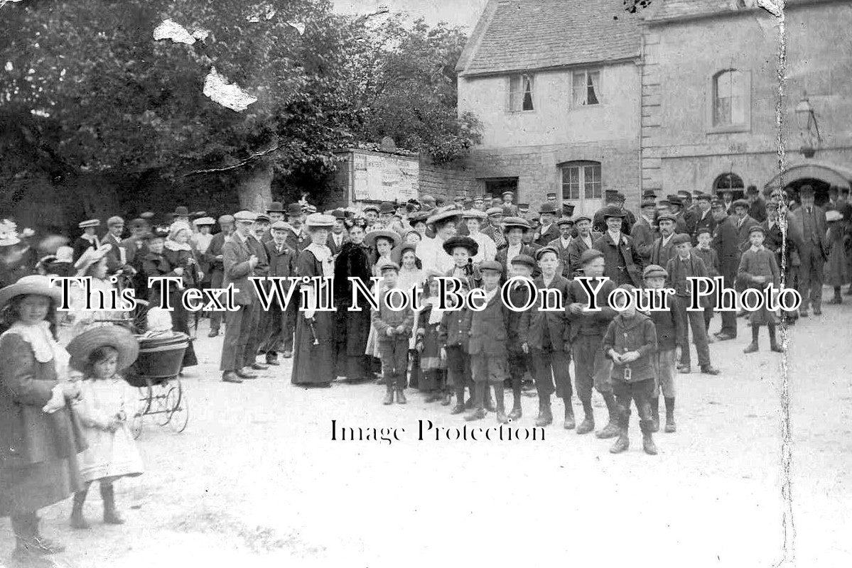 GL 1058 - Bourton On The Water, Gloucestershire