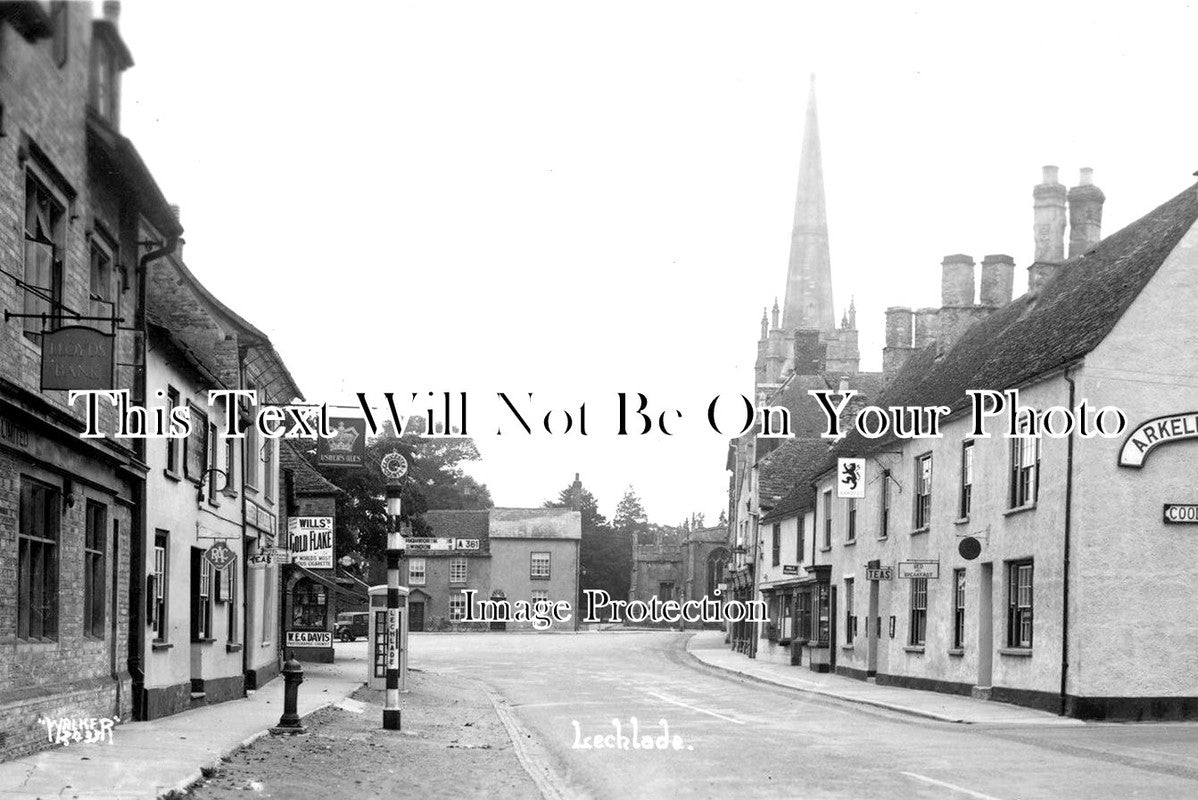 GL 1233 - Lechlade, Gloucestershire c1947