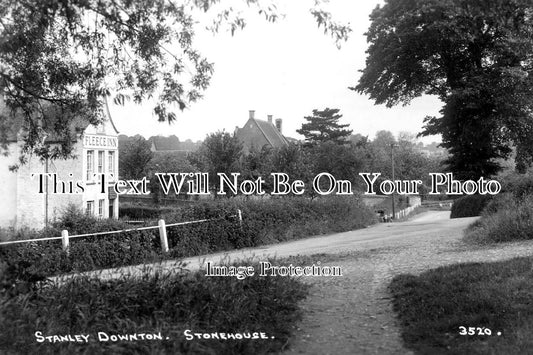 GL 1325 - The Fleece Inn, Stanley Downton, Stonehouse, Gloucestershire c1938