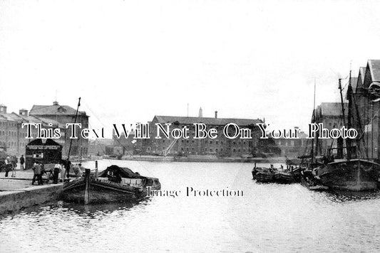 GL 1393 - The Docks, Gloucester, Gloucestershire