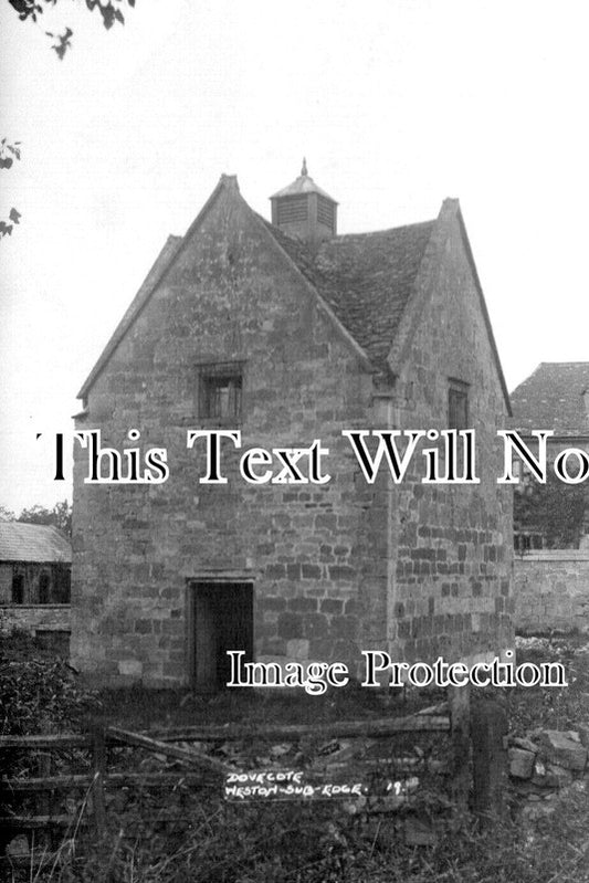 GL 1536 - Dovecote, Weston Sub Edge, Gloucestershire c1912