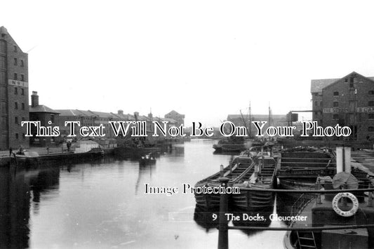 GL 1539 - The Docks, Gloucester, Gloucestershire