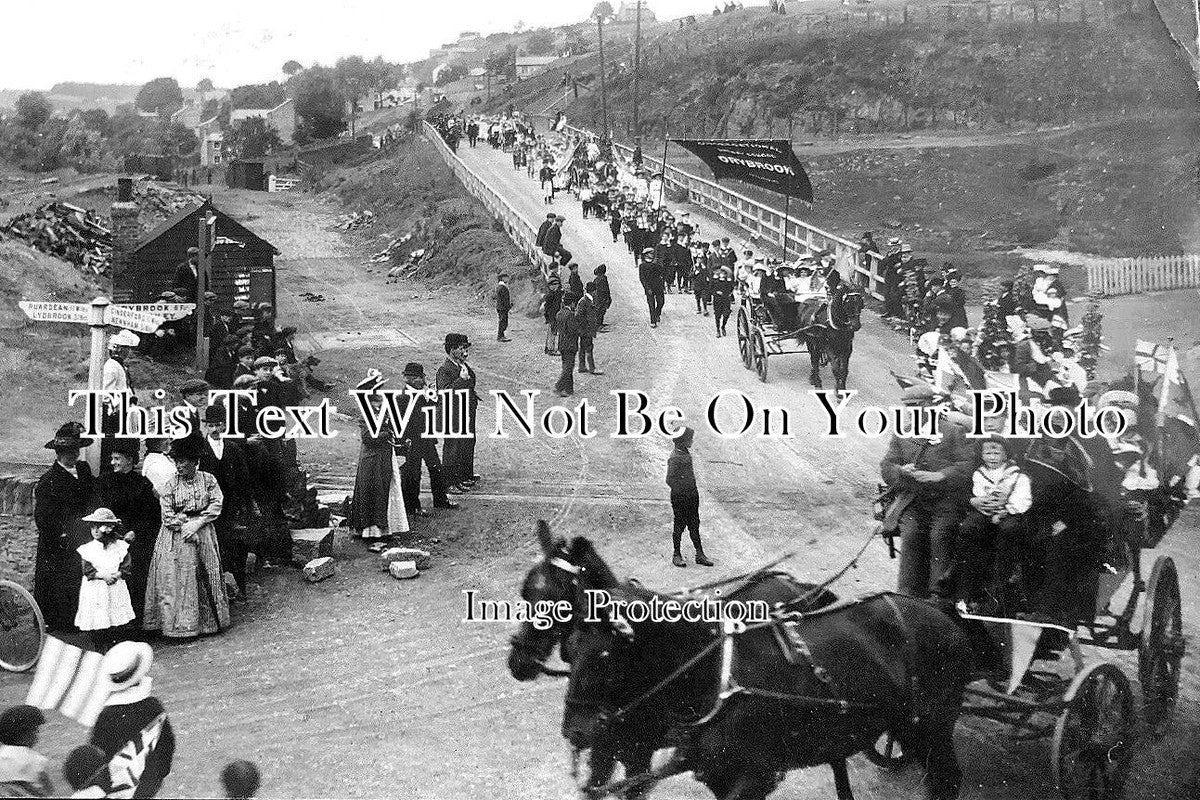 GL 1586 - Sunday School Parade, Drybrook, Gloucestershire c1911