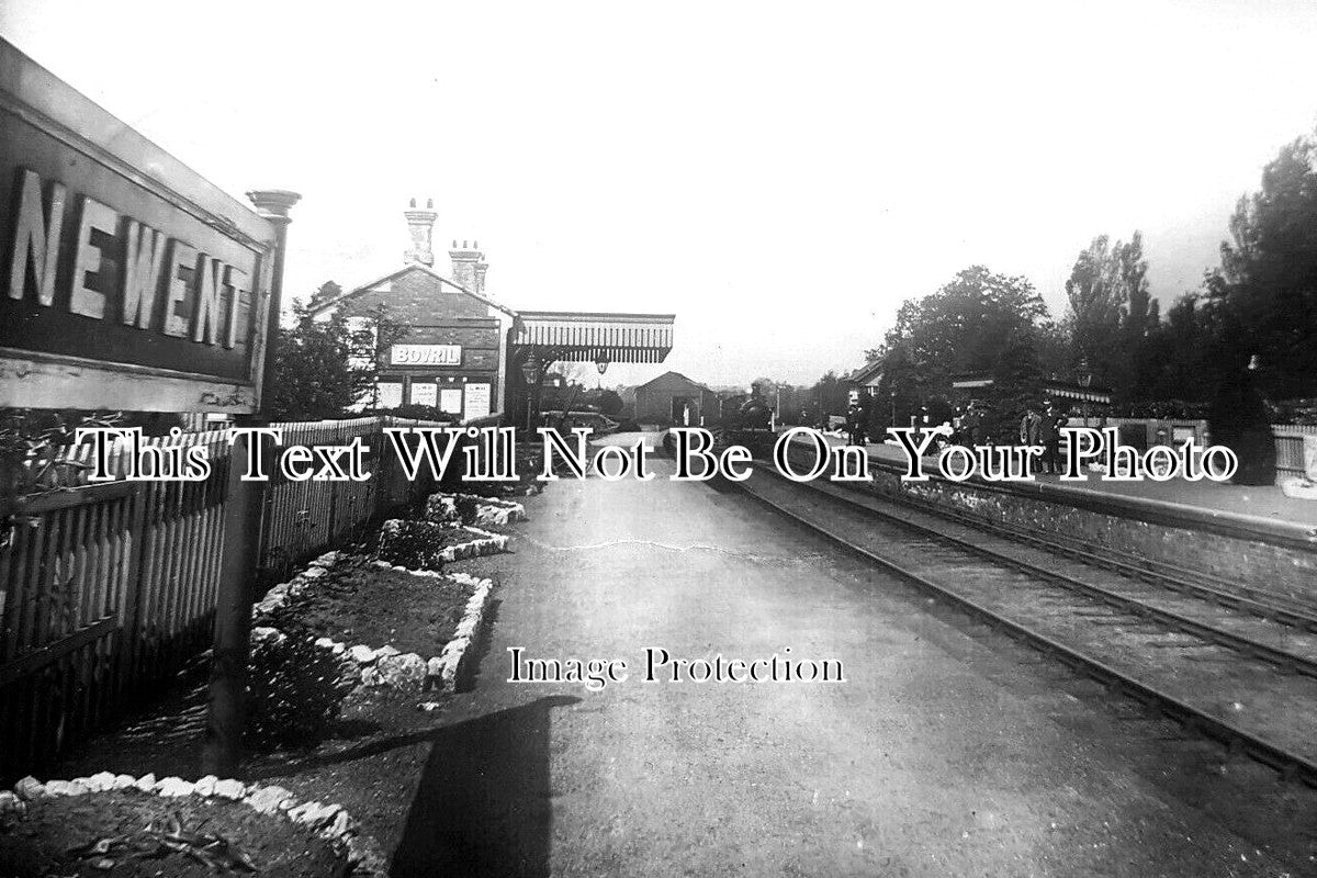 GL 1613 - Newent Railway Station, Gloucestershire c1913