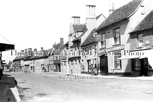 GL 1647 - The Crown Inn Pub, Lechlade, Gloucestershire