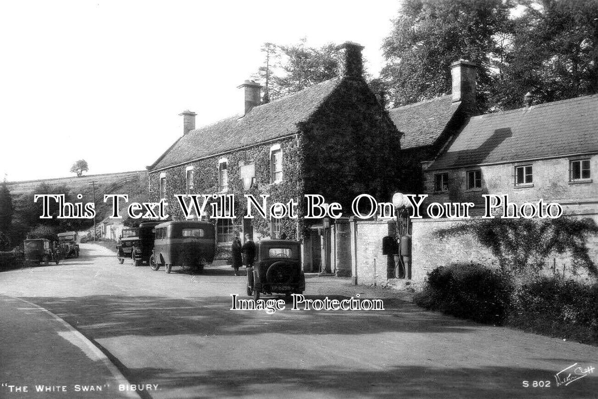 GL 1903 - The White Swan Pub, Bibury, Gloucestershire