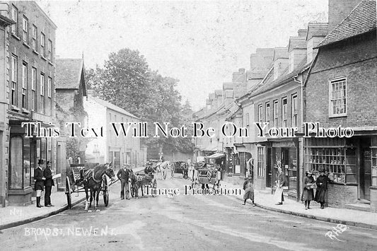 GL 20 - Broad Street, Newent, Gloucestershire c1908