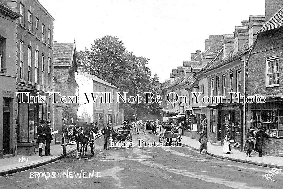GL 2169 - Broad Street, Newent, Gloucestershire c1908