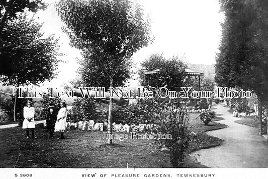 GL 2389 - Pleasure Gardens, Tewkesbury, Gloucestershire