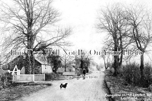 GL 2547 - Bungalow On The London Road, Lechlade, Gloucestershire c1922