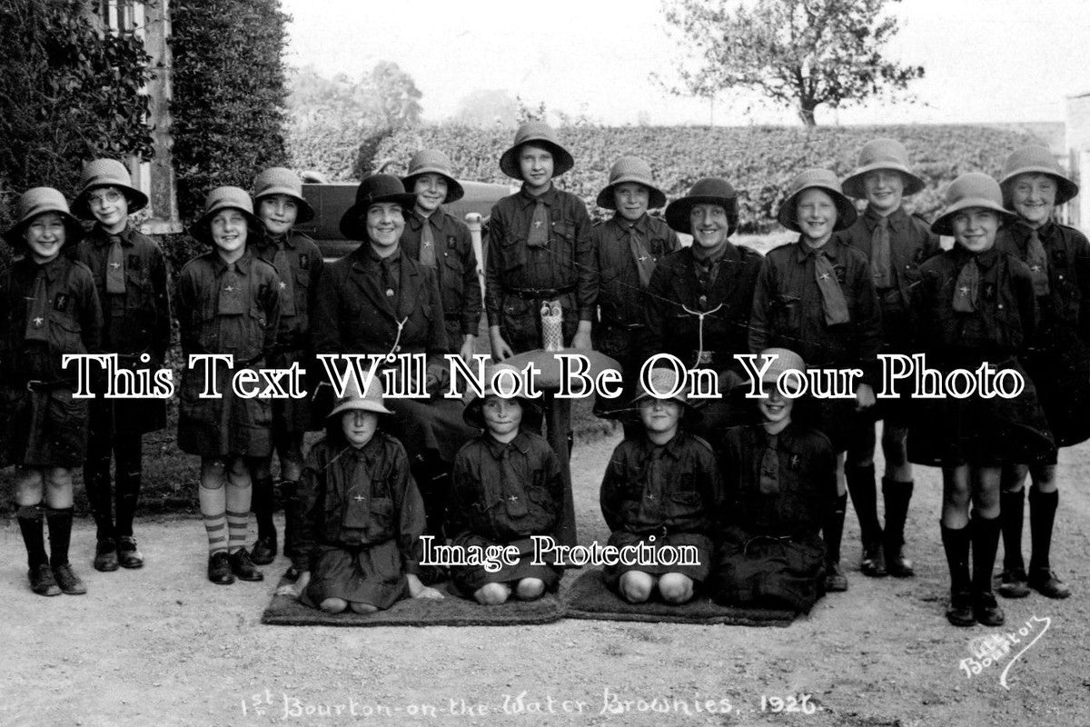 GL 326 - 1st Bourton On The Water Brownies, Gloucestershire c1926