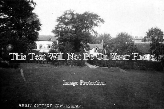GL 378 - Abbey Cottage, Terwkesbury, Gloucestershire