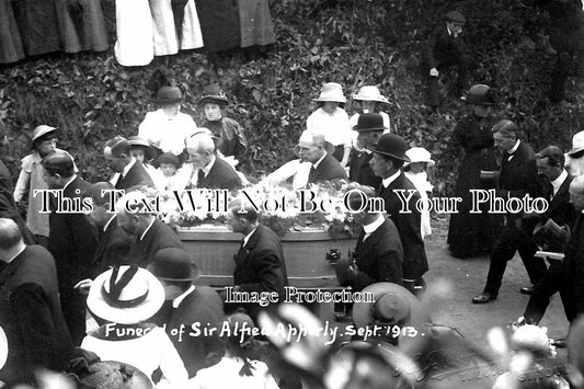 GL 664 - Funeral Of Sir Alfred Apperley, Rodborough Court, Stroud, Gloucestershire 1913